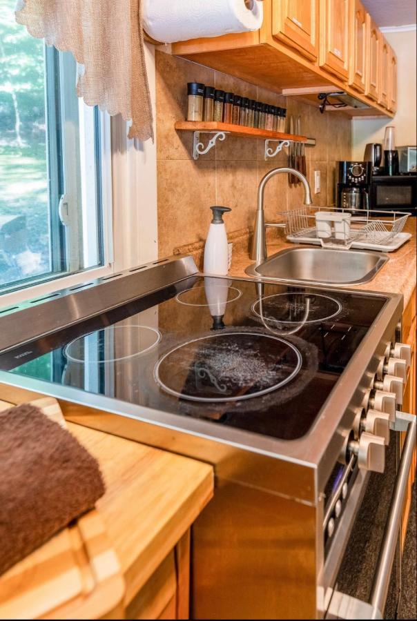 Pocono Cabin With Private Pool At Shawnee Mtn East Stroudsburg Exteriör bild